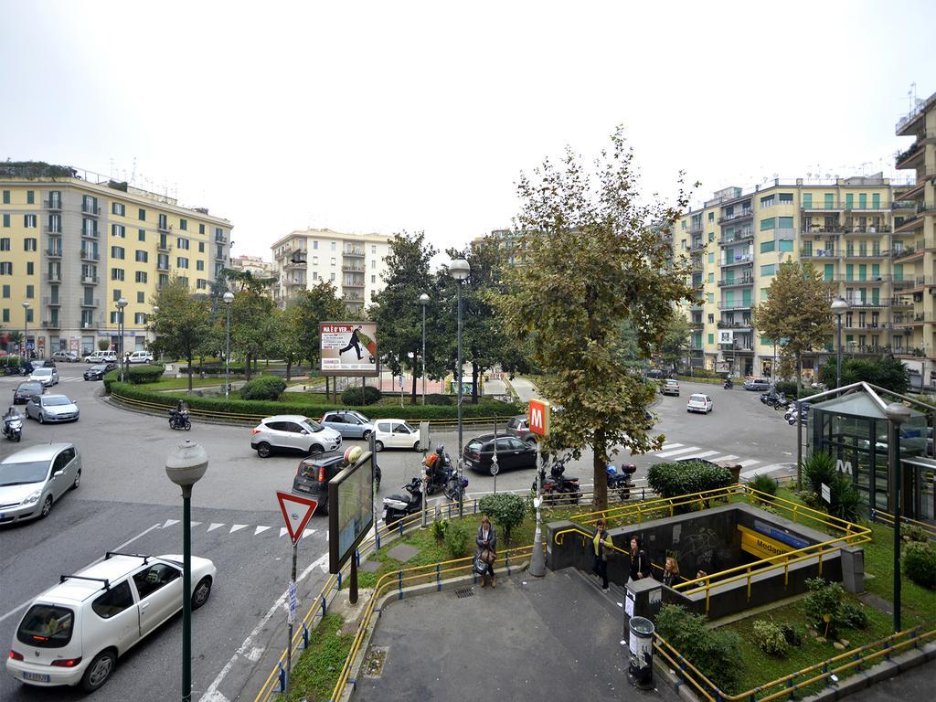 La Piazza Al Vomero Napels